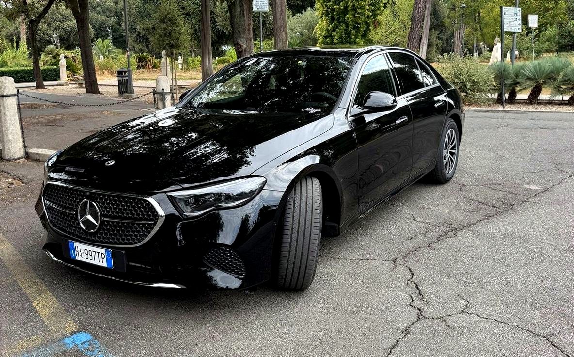 Berlina — Mercedes o BMW